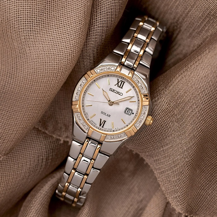 ساعت سیکو زنانه استیل نقره ای و طلایی