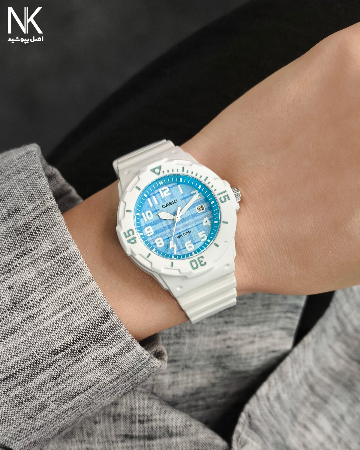 ساعت زنانه کاسیو با بند و قاب سفید و مقاومت 100متر در برابر آب