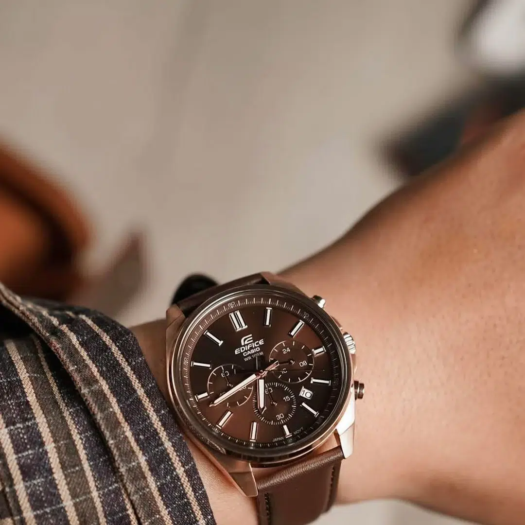 ساعت مچی کاسیو ادیفایس EFV-650CL-5A